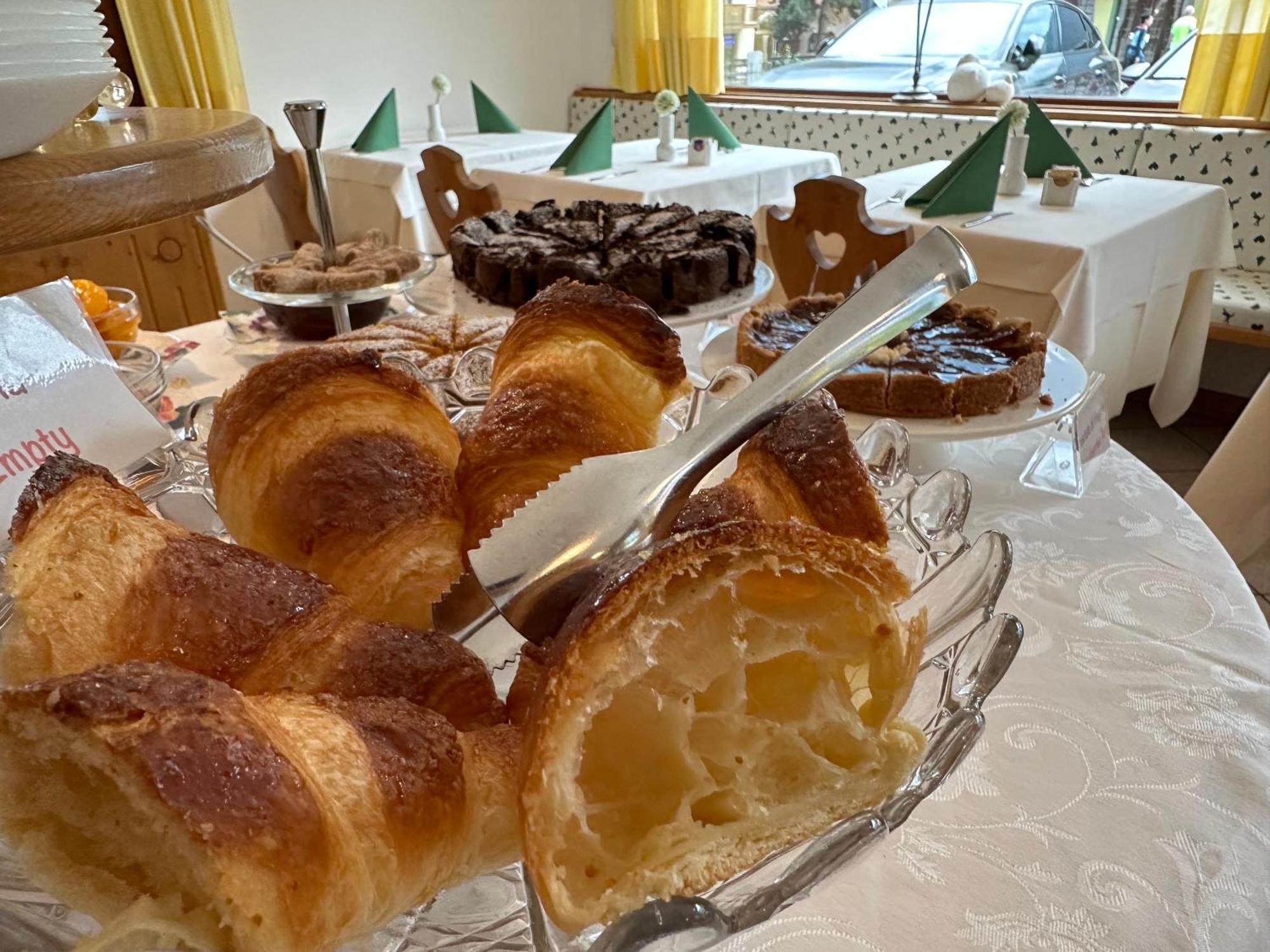 Hotel Garni Maffei Pinzolo Buitenkant foto