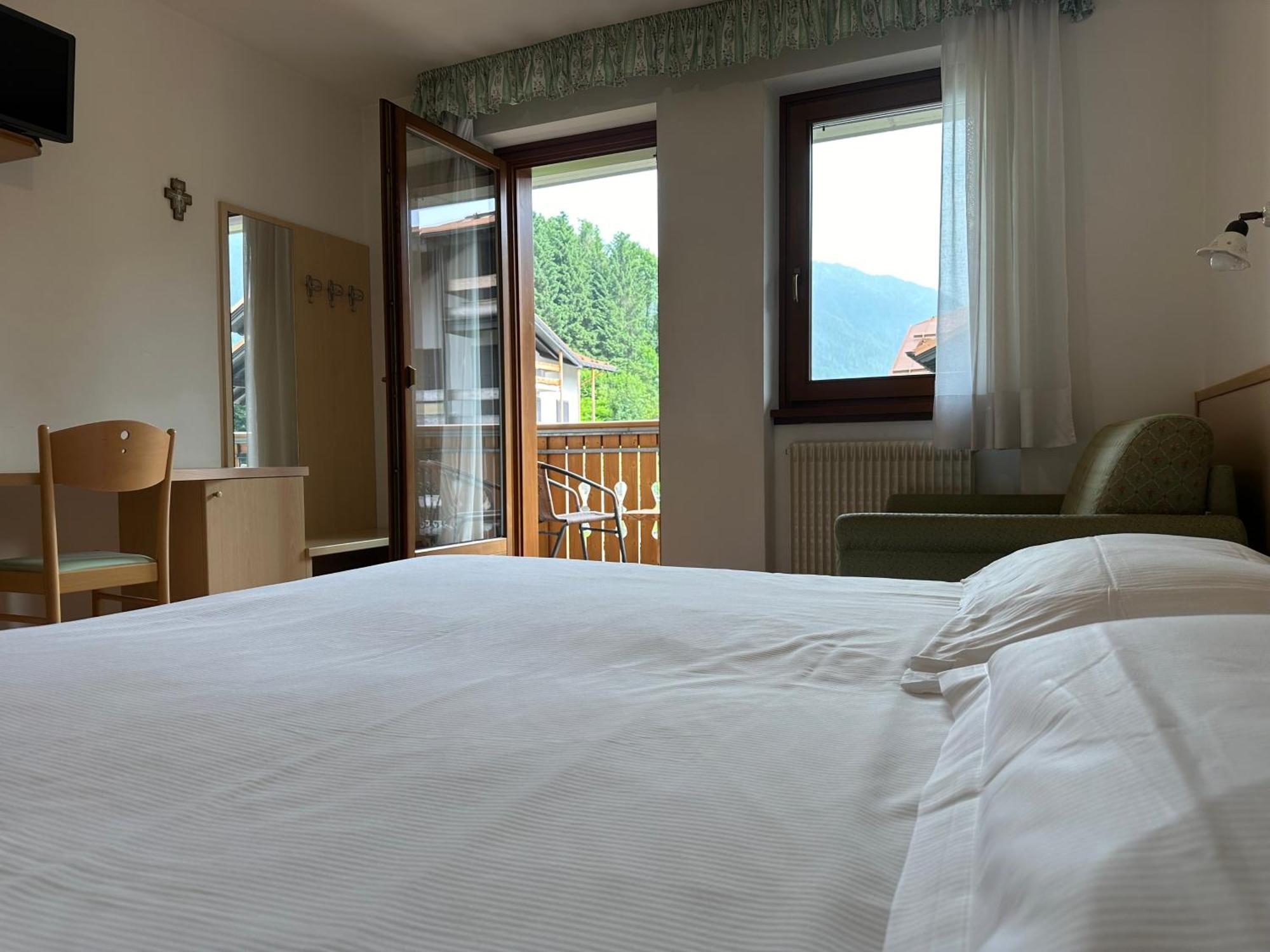 Hotel Garni Maffei Pinzolo Buitenkant foto
